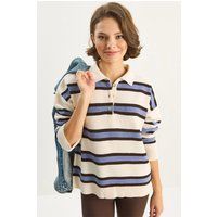 Gestreifter Strickpullover mit Polokragen