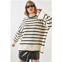 Oversize Rippstrick-Rollkragenpullover mit Streifen