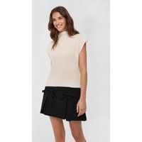 Ärmelloser Strickpullover mit Mock-Neck