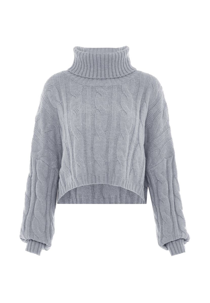 Zopfmuster-Rollkragenpullover mit High-Low-Saum