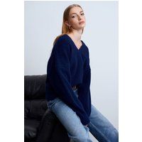 Rippstrick-Pullover mit V-Ausschnitt