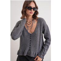 Strick-Cardigan mit V-Ausschnitt und Rüschen