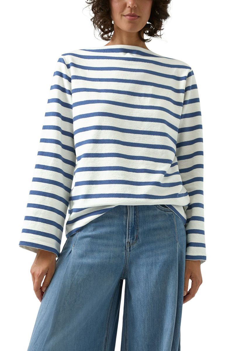 Gestreiftes Sweatshirt mit U-Boot-Ausschnitt
