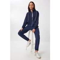 Set aus Sweatjacke und Jogginghose