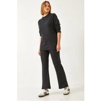 Geripptes Set mit Rundhals-Pullover