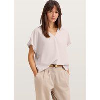Minimalistische Modal-Bluse mit V-Ausschnitt