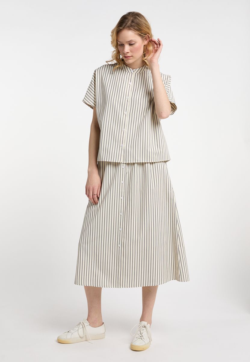 Gestreifte Kasten-Bluse mit Knopfleiste