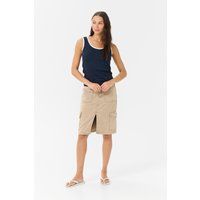 Geripptes Tanktop mit Kontrastpaspel