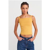 Geripptes Tanktop mit Karree-Ausschnitt