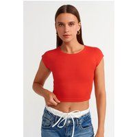 Eng anliegendes Ripp-Crop-Top