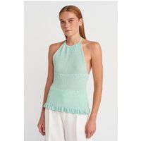 Gesmoktes Halterneck-Top aus Strukturstrick
