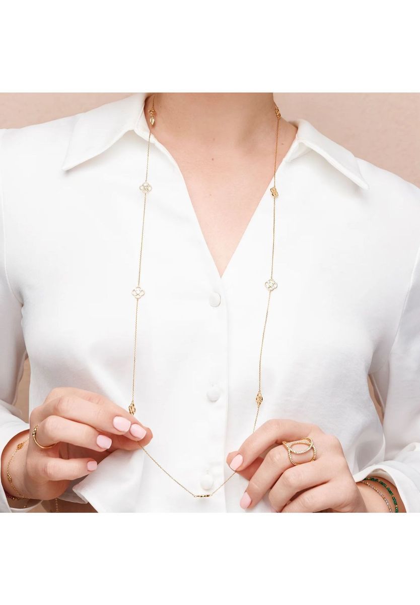 Filigrane lange Kleeblatt-Kette