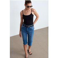 High-Waist Denim Capri-Shorts