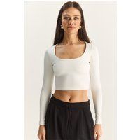 Langärmeliges Crop Top mit U-Ausschnitt