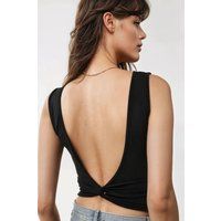 Crop-Top mit Bootausschnitt und Knotendetail