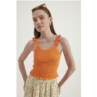 Gesmoktes Cropped-Top mit Rüschen