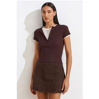 Eng anliegendes Baumwoll-Henley-Shirt