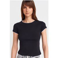 Enganliegendes Crop-Top mit Kontrastdetails