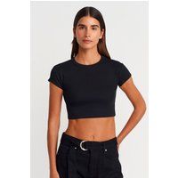 Schmales Croptop mit Rundhalsausschnitt