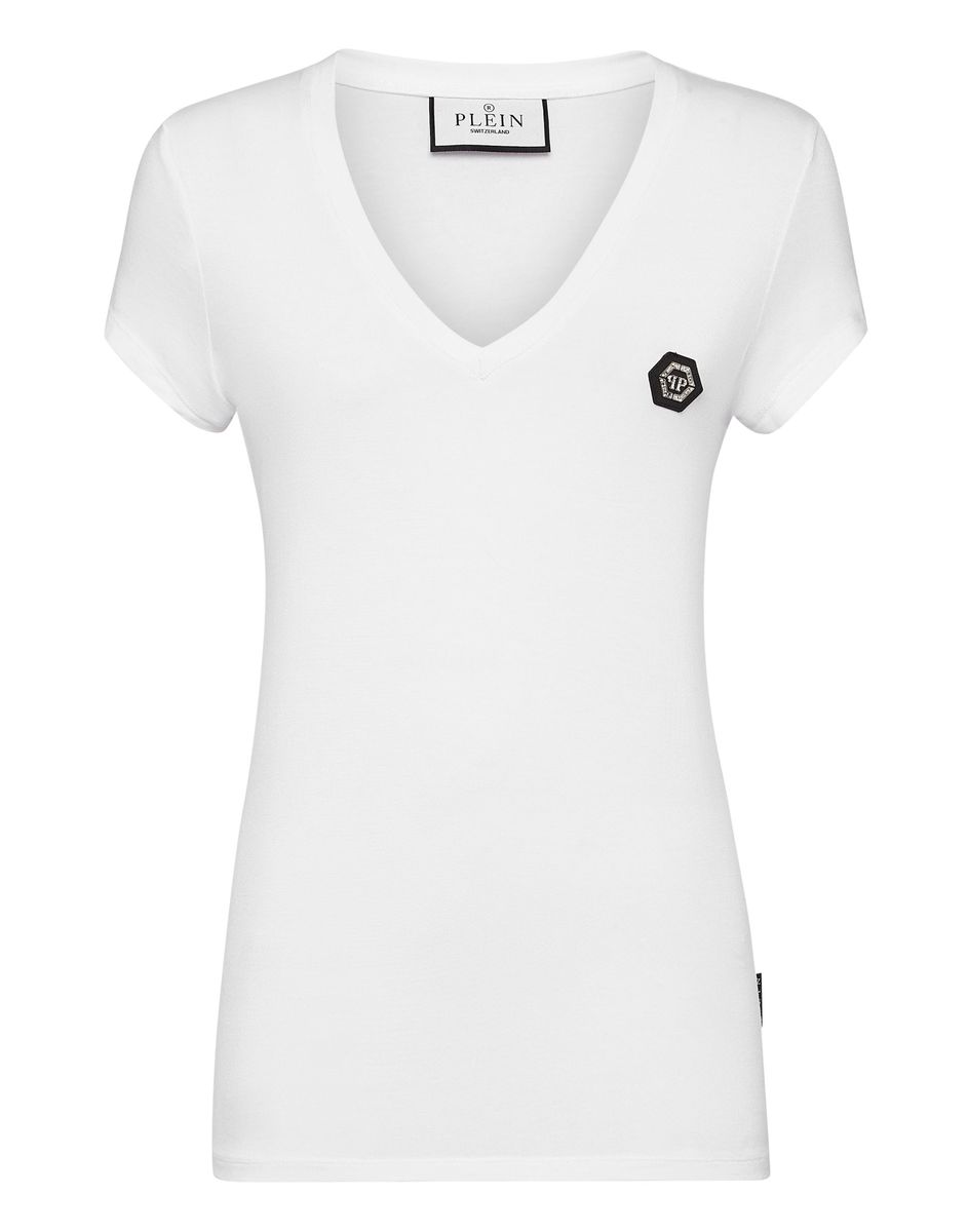 Minimalistisches T-Shirt mit V-Ausschnitt