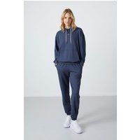 Oversized-Hoodie- und Jogger-Set
