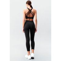 Elegantes Sportset mit Träger-Detail