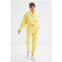 Fleece-Sweatshirt mit Viertelreißverschluss und Jogginghose