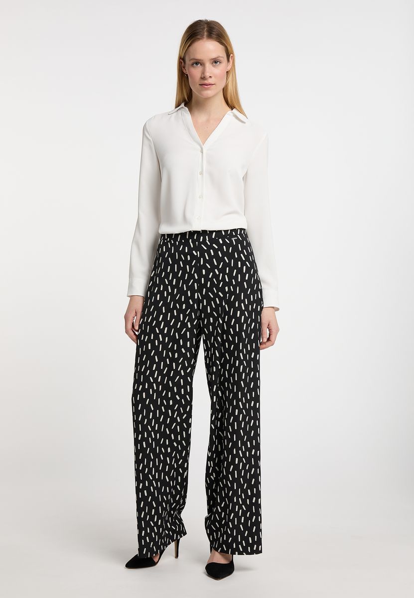 Stoffhose mit abstraktem Muster