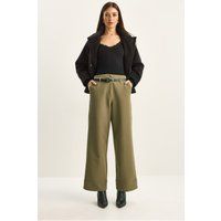Weite Hose mit Hoher Taille