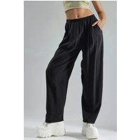 Fließende Weite Hose mit Bundfalten