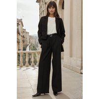 Weite Hose mit Bundfalten