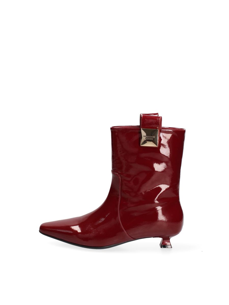 Lackleder-Stiefeletten mit Kitten-Heel und Spitze