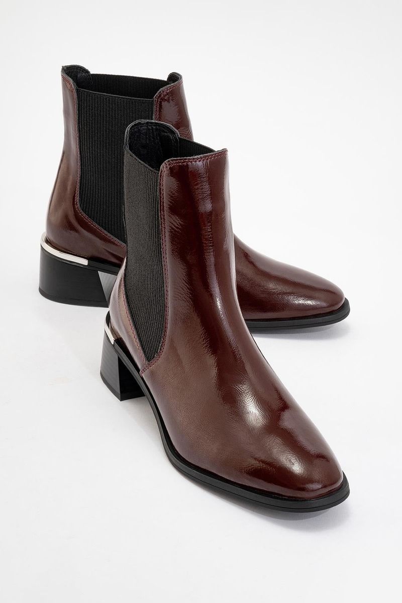 Lackleder Chelsea-Boots mit Blockabsatz