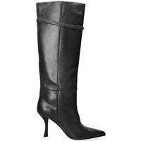 Spitze Kniestiefel aus Leder