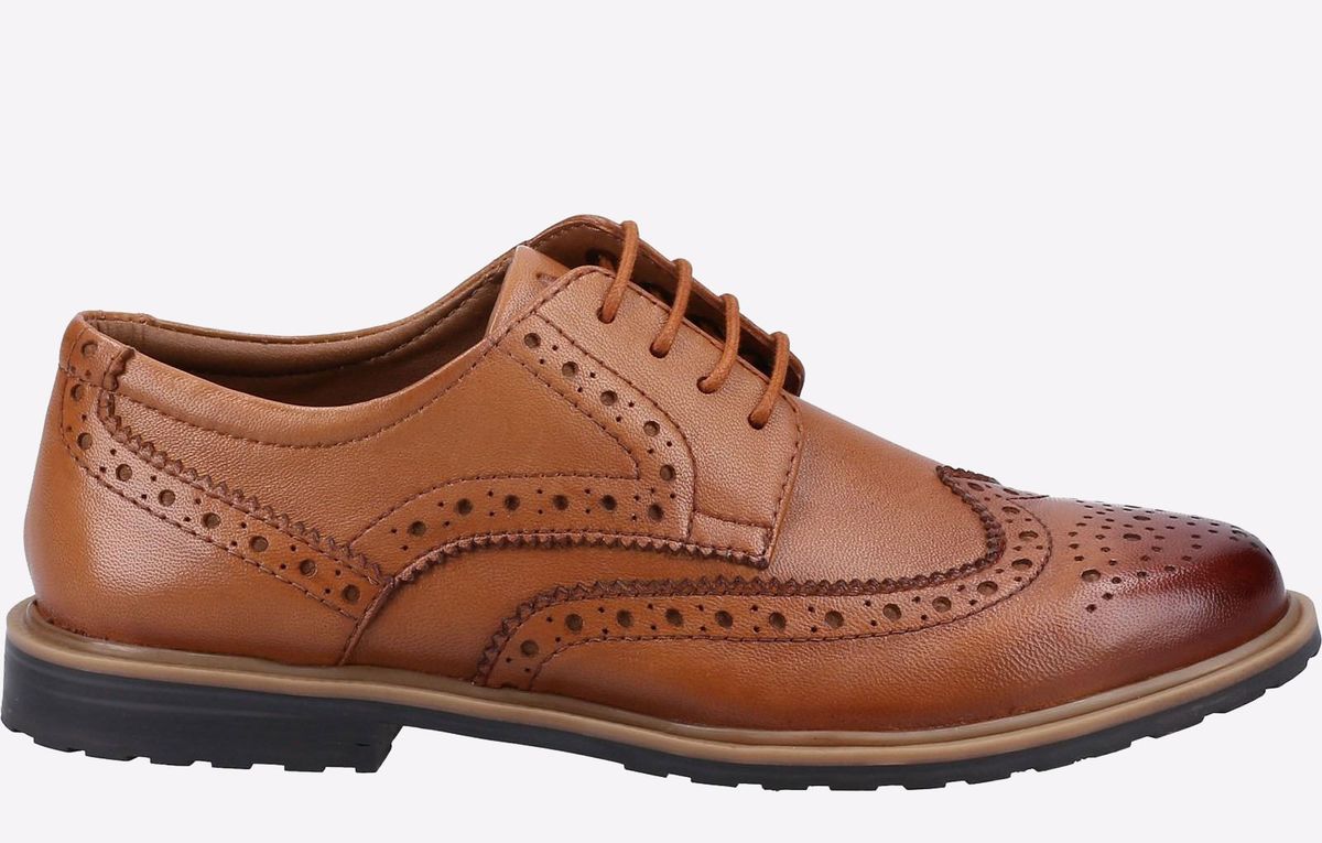 Leder-Brogues mit Flügelkappe und Schnürung