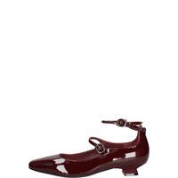 Elegante spitze Pumps mit Doppelriemchen