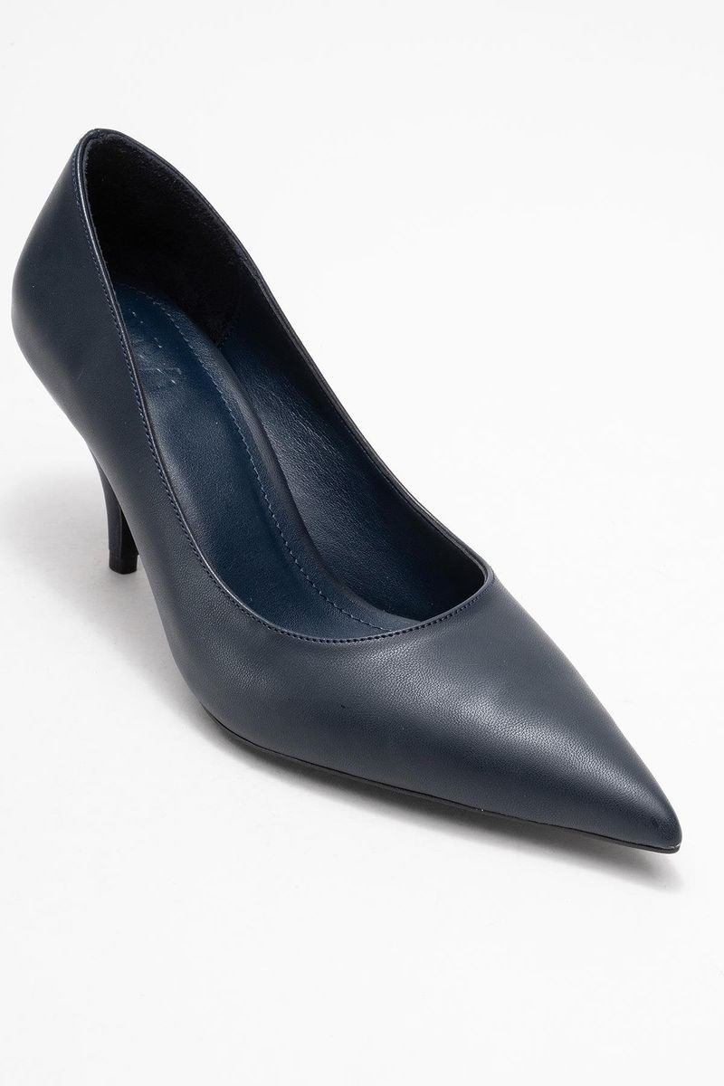 Elegante Pumps mit spitzer Silhouette