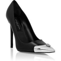 Spitze Lederpumps mit Totenkopf-Detail