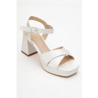 Plateau-Sandalen mit gekreuzten Riemen