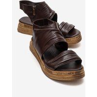 Geraffte Leder-Plateausandalen