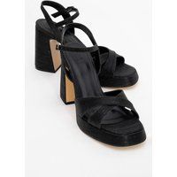 Plateau-Sandalen mit ausgestelltem Absatz
