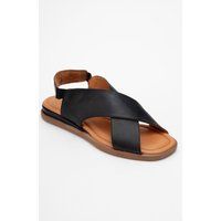 Minimalistische Leder-Sandalen mit Kreuzriemen