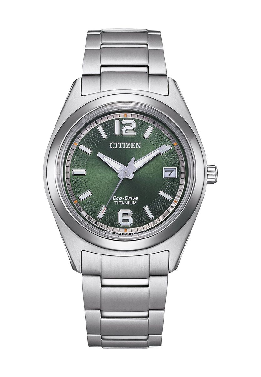 Elegante Titanuhr mit grünem Zifferblatt