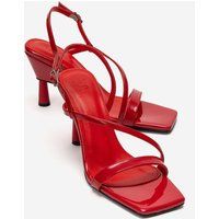Minimalistische Riemchen-Stilettos aus Lackleder
