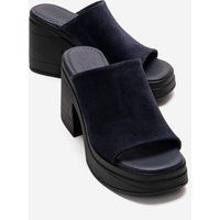Plateau-Mules mit Blockabsatz aus Wildleder