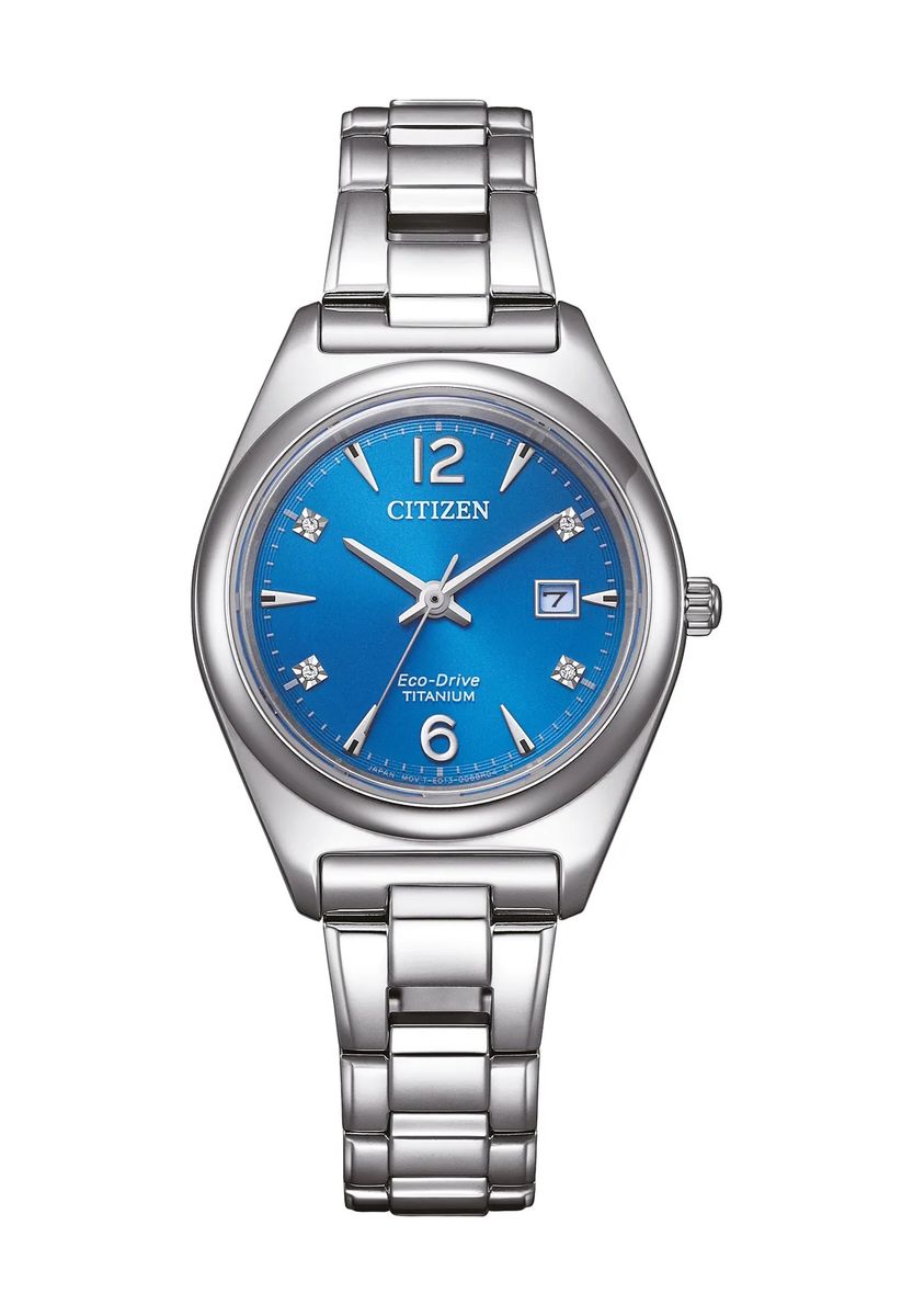 Elegante Titan Eco-Drive Armbanduhr