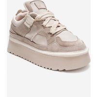 Klobiger Plateau-Sneaker aus Wildleder