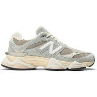 9060 Sneakers aus Mesh und Wildleder