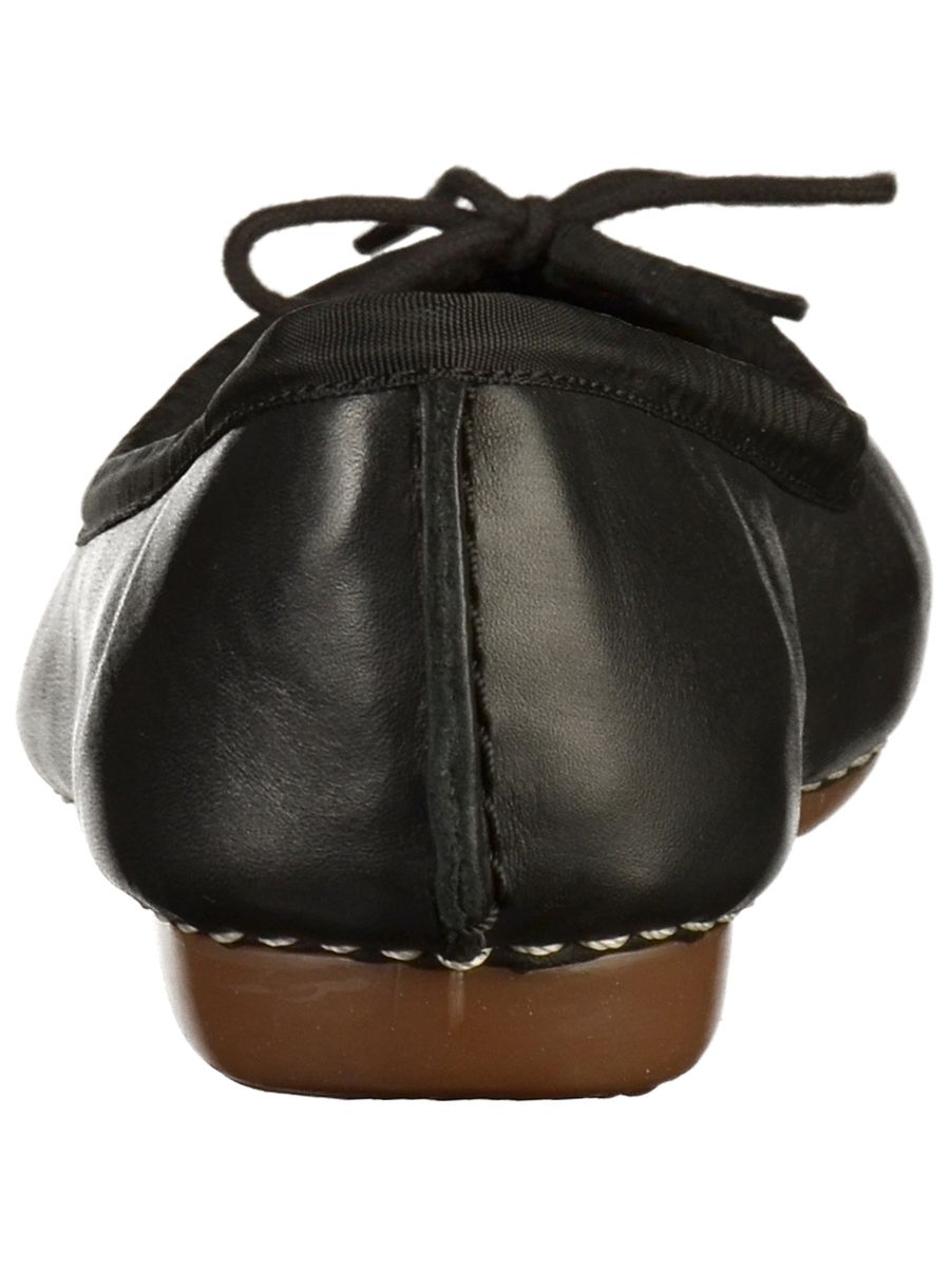 Klassische Lederballerinas mit Schleife