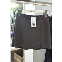 Hochtaillierter Mini-Skort mit Schlitz
